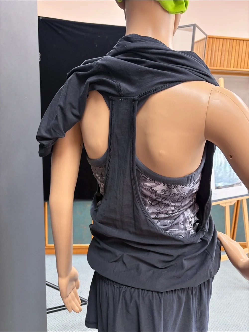 lululemon athletica Black Sleeveless Cowl Neck Active Tunic - Picture 4 of 4